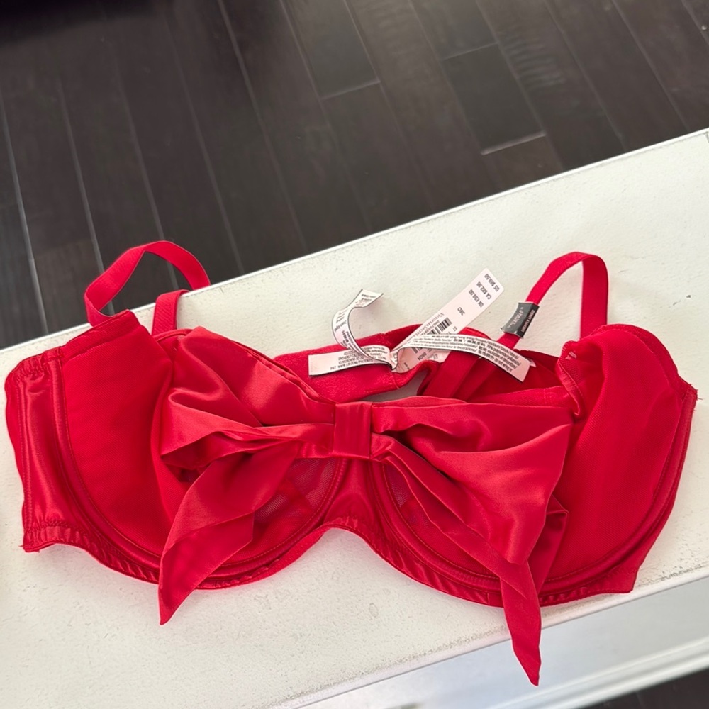 Red Bow-Accent Bra